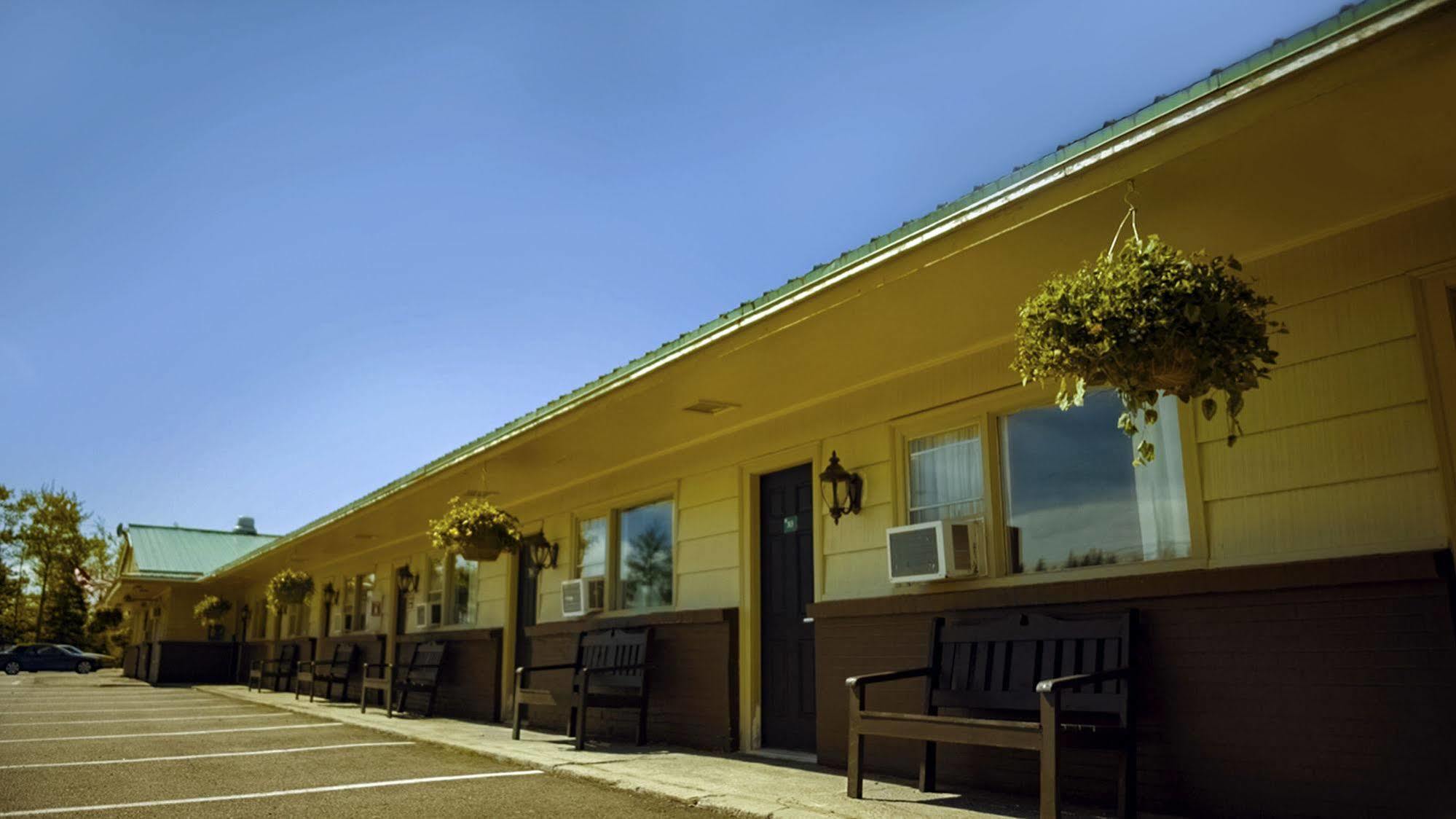 Hearthstone Inn - Port Hastings 外观 照片