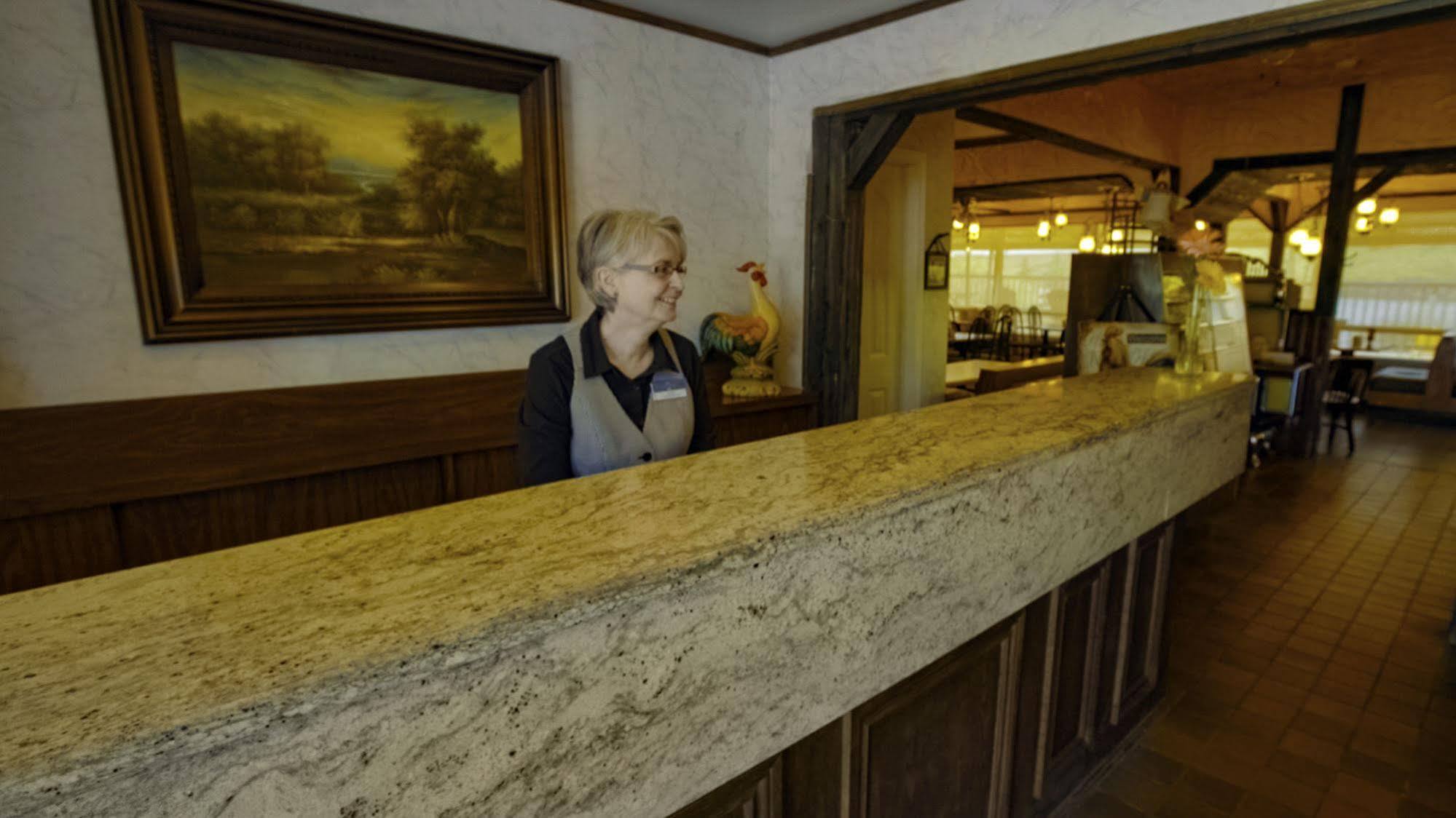 Hearthstone Inn - Port Hastings 外观 照片